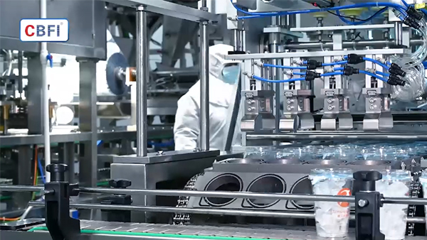 Lini Produksi Cup Es (300.000 cup per hari)