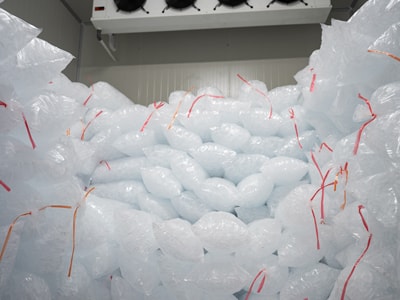 Pabrik Es Tube dengan Sistem Pendingin Ammonia 90 Ton di Indonesia