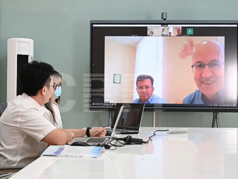 Solusi Sistem Pembuatan Es