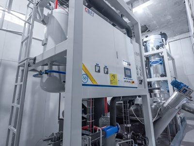 Dua Mesin Es Tube 10 Ton di Indonesia