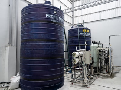 Dua Mesin Es Tube 20 Ton di Indonesia